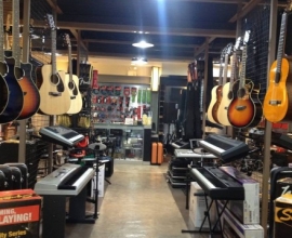 High-quality Electric and Acoustic Guitars